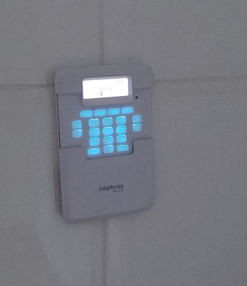 amt8000